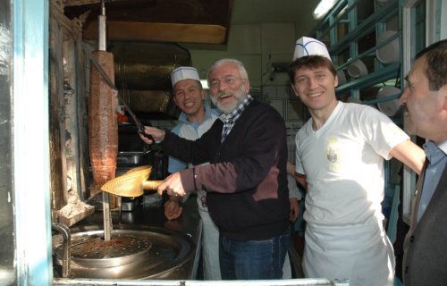 Ünlülerin İskender keyfi  