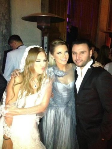 Demet Akalın evlendi