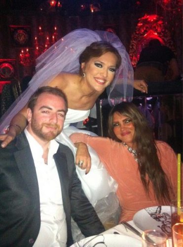 Demet Akalın evlendi