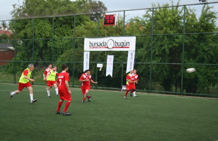 Basın turnuvasında heyecan dorukta