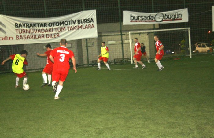 Basın turnuvasında heyecan dorukta
