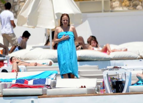 Ayşe Özyılmazel'in tatil keyfi
