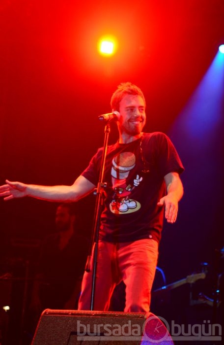 Murat Dalkılıç'a konserde evlilik teklifi