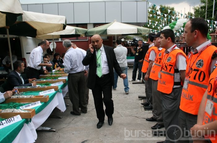 Bursaspor'da genel kurul heyecanı