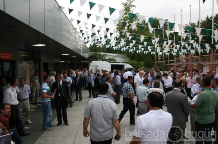 Bursaspor'da genel kurul heyecanı