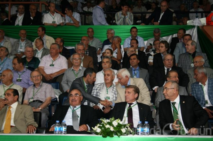 Bursaspor'da genel kurul heyecanı