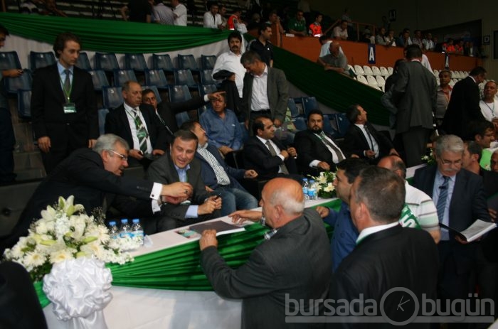 Bursaspor'da genel kurul heyecanı