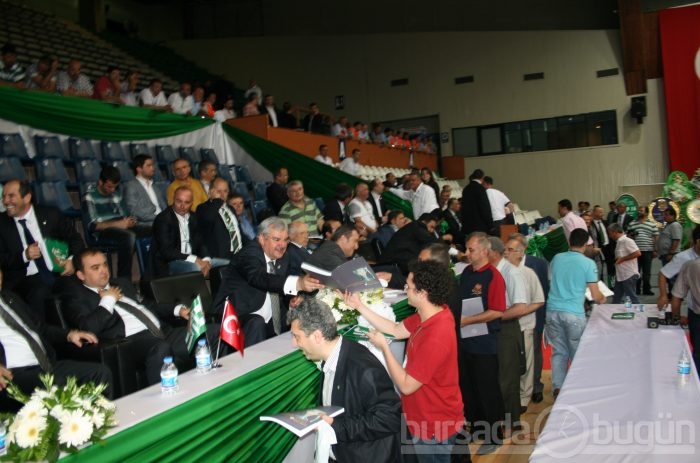 Bursaspor'da genel kurul heyecanı