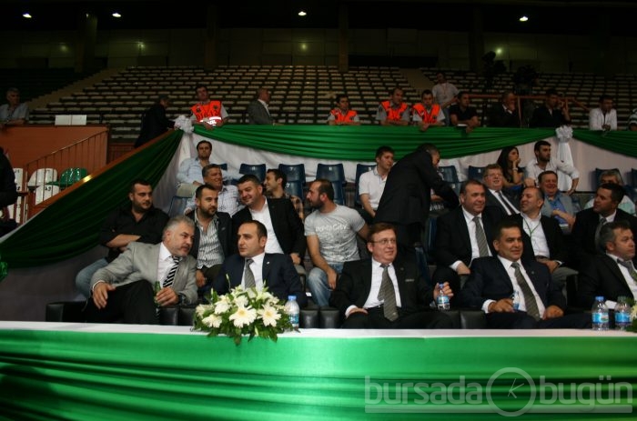 Bursaspor'da genel kurul heyecanı