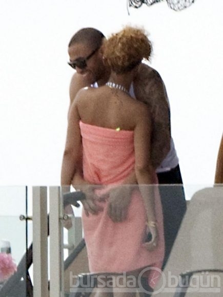 Rihanna kafayı bulunca...