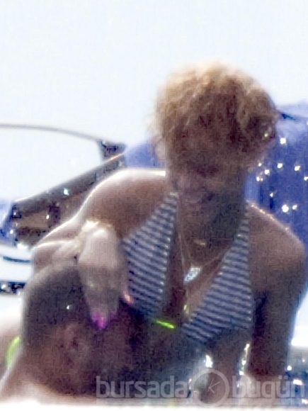 Rihanna kafayı bulunca...