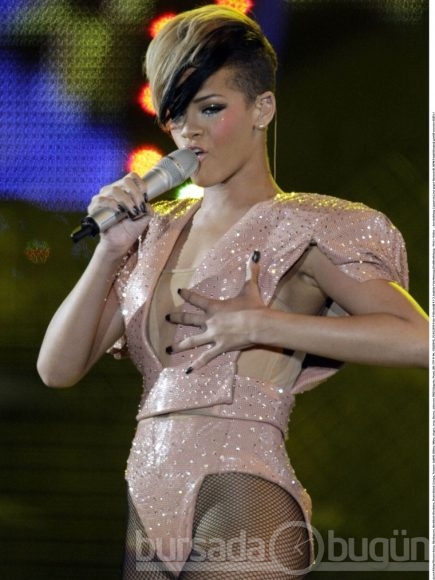 Rihanna kafayı bulunca...