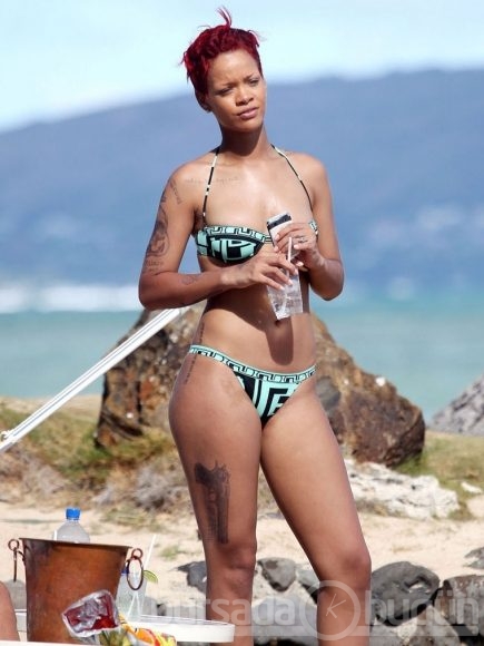 Rihanna kafayı bulunca...