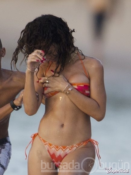 Rihanna kafayı bulunca...