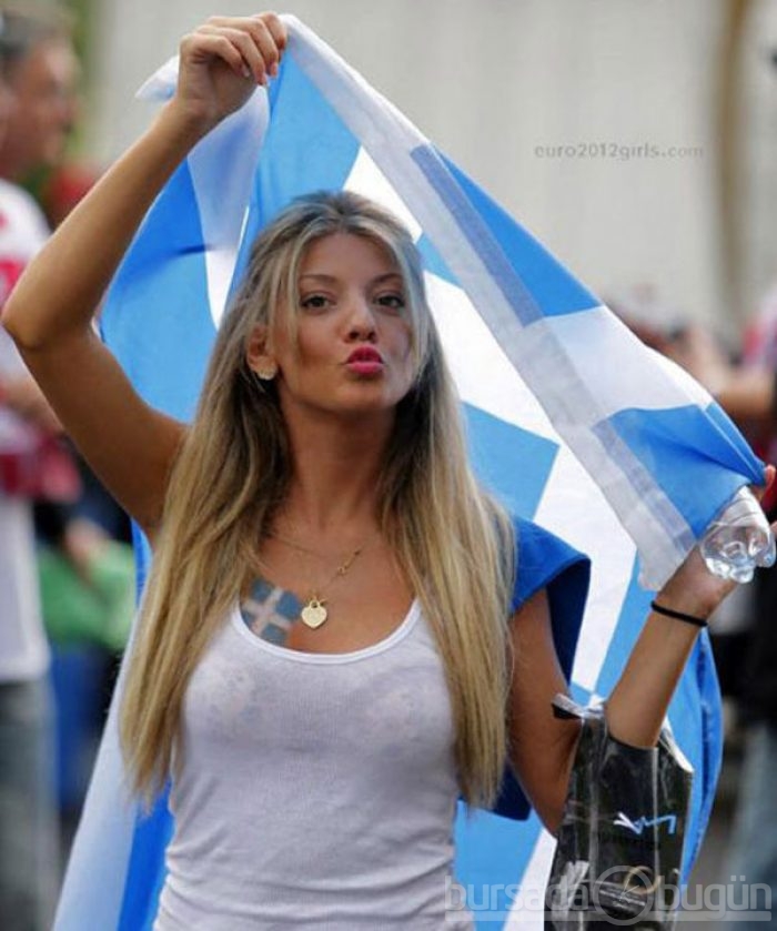 EURO 2012'nin tribün güzelleri