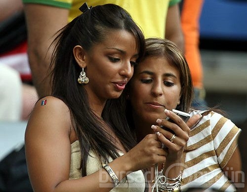 EURO 2012'nin tribün güzelleri