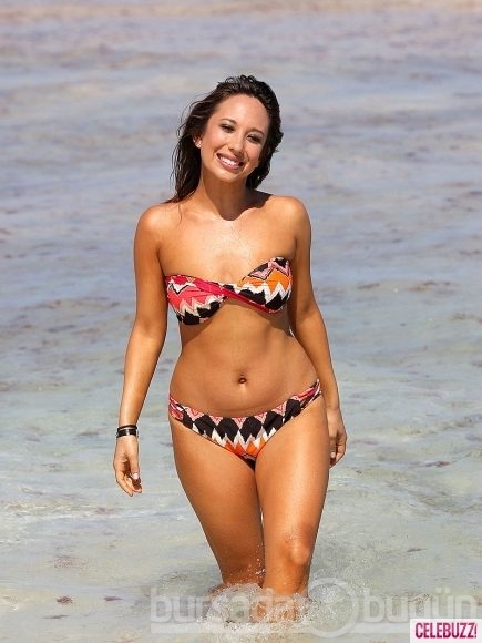 Ünlülerin bikini tutkusu