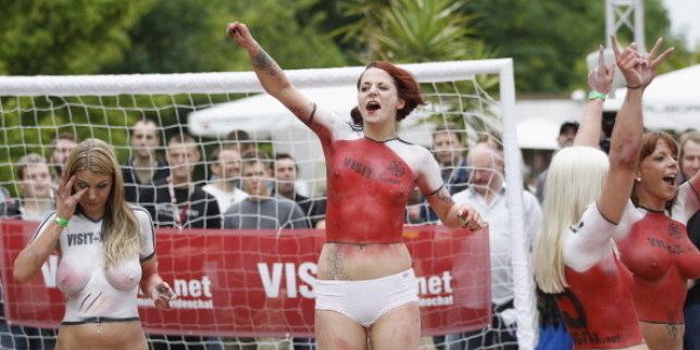 Bayan Futbol Tutkunları 