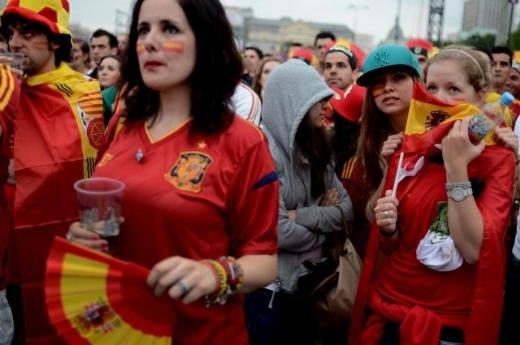 EURO 2012'nin tribün güzelleri