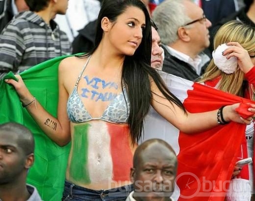 EURO 2012'nin tribün güzelleri