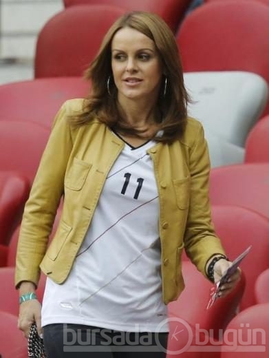 EURO 2012'nin tribün güzelleri