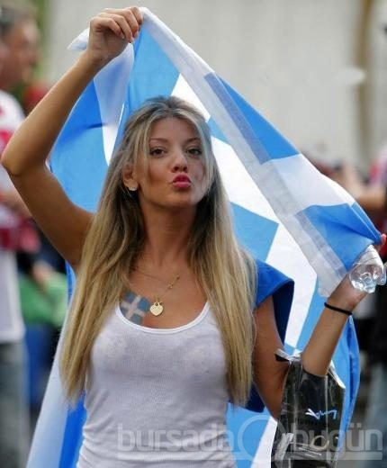 EURO 2012'nin tribün güzelleri