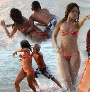 Rihanna'nın deniz keyfi