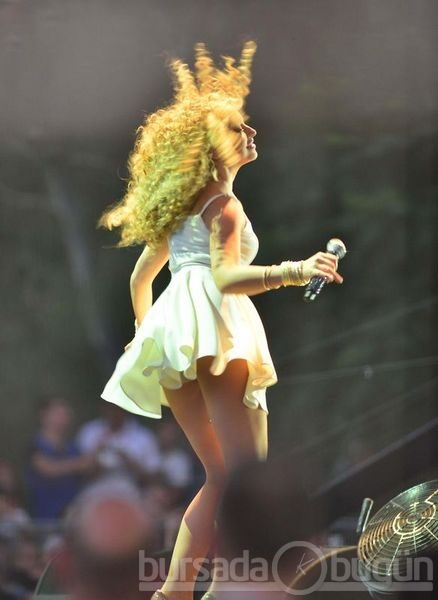 Hadise'den mini şov!	