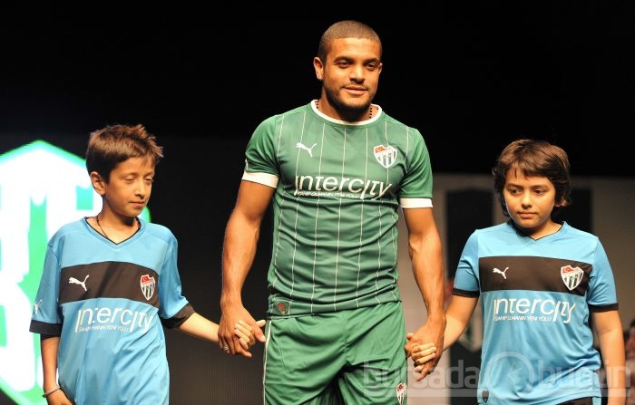 İşte Bursaspor'un yeni sezon formaları