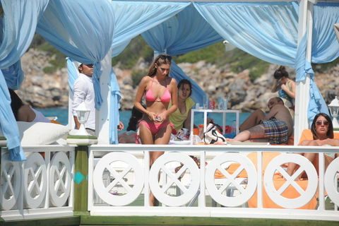 Şeyma Subaşı bikini ile yakalandı