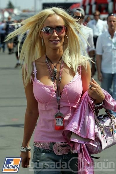 F1'in en güzel kızları