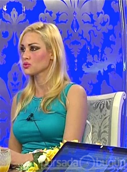 'Hoca'nın güzelleri Twitter'ı karıştırdı