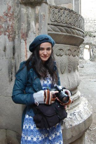 Aşık olunca kendimi kaybediyorum