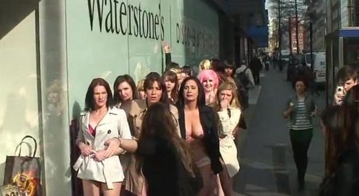 Londra'da trafiği durduran açılış