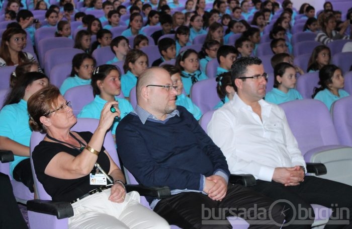Çocuklar Fatih Erkoç'u terletti