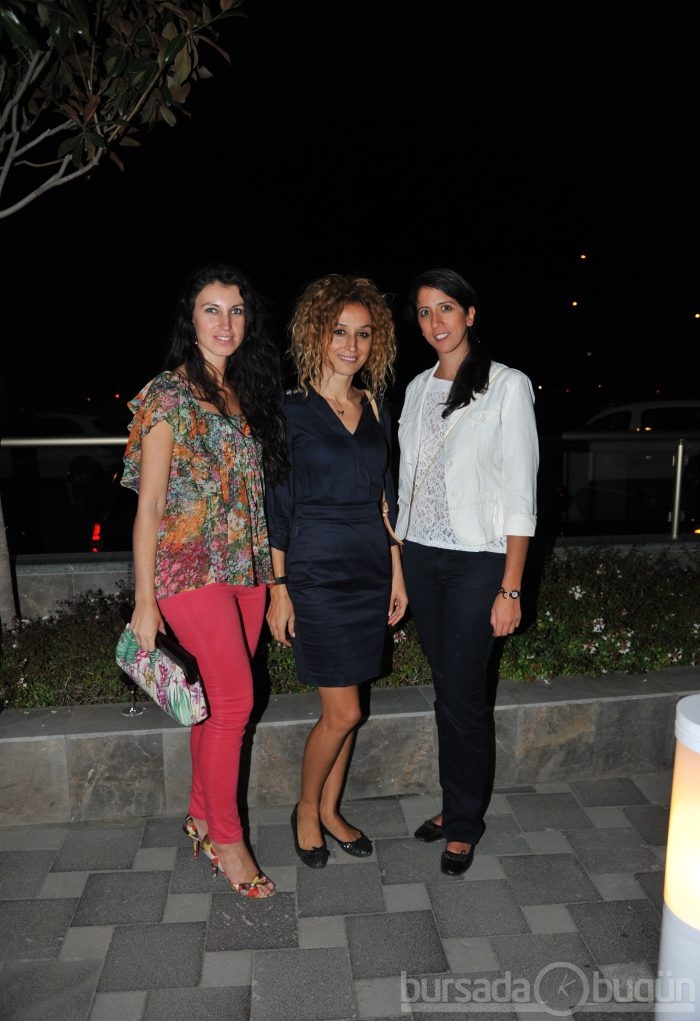 Divan Otel Bir Yaşında