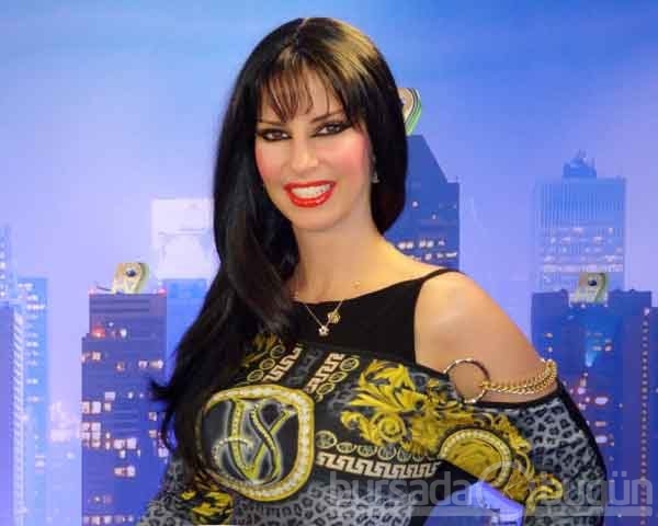 Adnan Oktar'ın güzelleri Twitter'ı karıştırdı