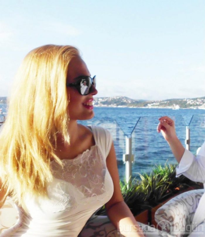 Adnan Oktar'ın güzelleri Twitter'ı karıştırdı