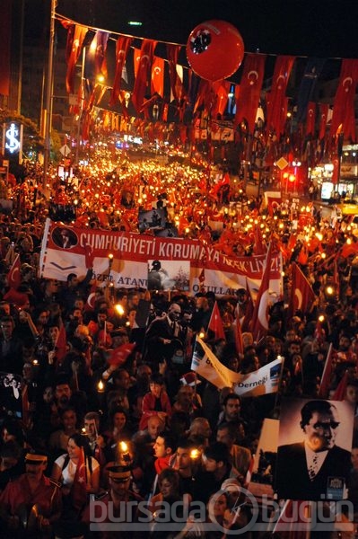 Ünlülerin bayram coşkusu