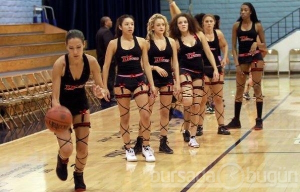 İç çamaşırı ligi basketbola sıçradı!