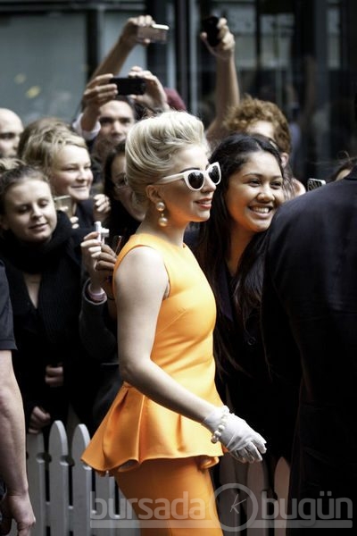 Lady Gaga'dan olay yaratacak pozlar