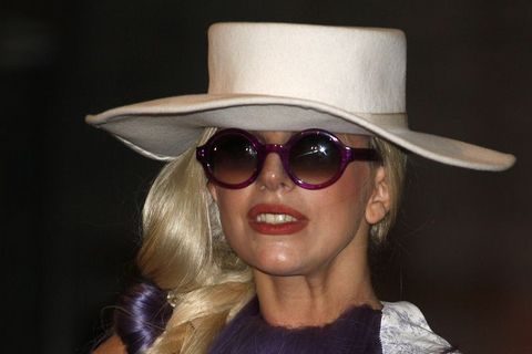 Lady Gaga'dan olay yaratacak pozlar