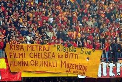 En yaratıcı maç pankartları