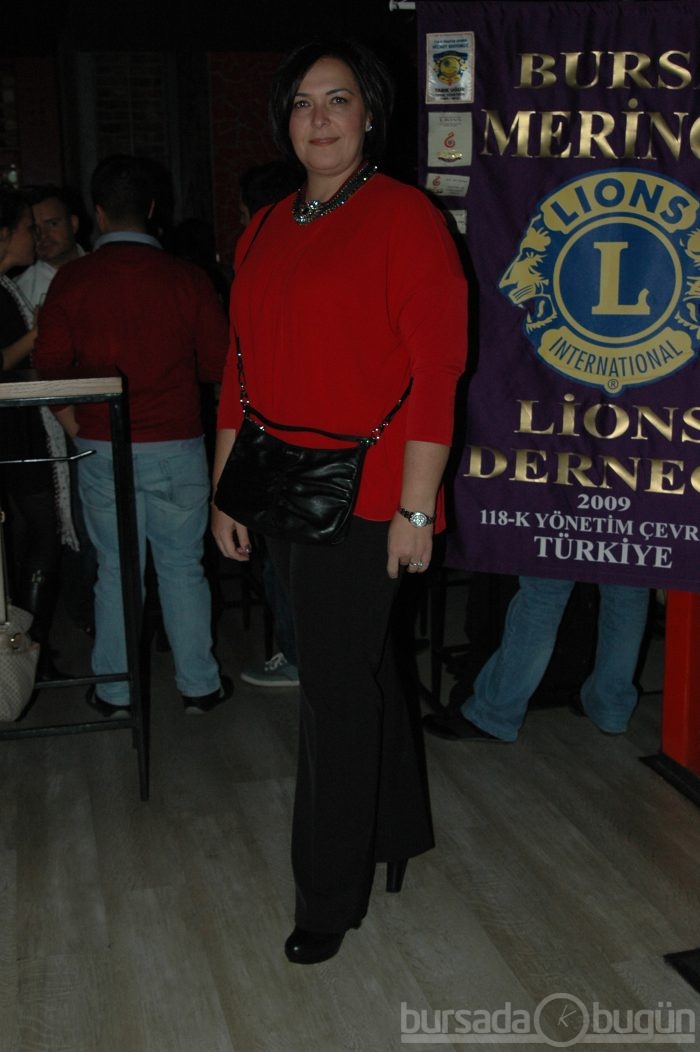 Merinos Lions Kulübü Alzheimer hastaları için söyledi