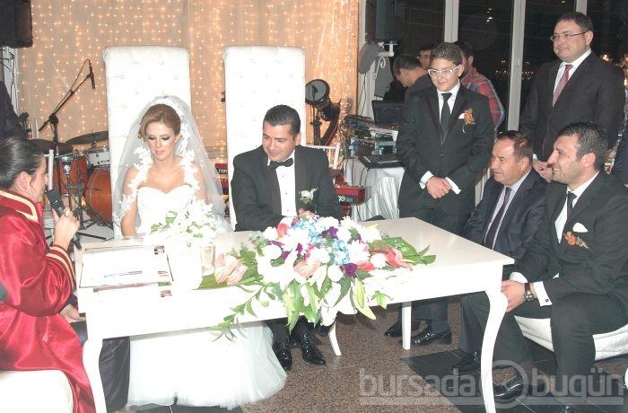 Onlar erdi muradına