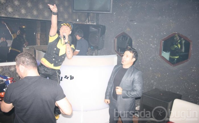 VJ Bülent Bursa'yı coşturdu