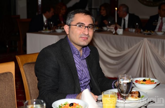 Alkışlar yeni üyeler için 