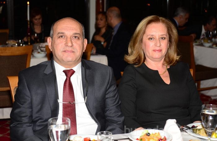 Alkışlar yeni üyeler için 