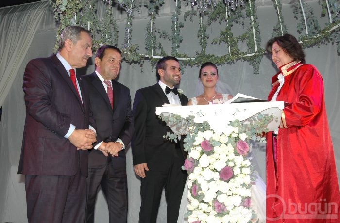 Kar ve Ersayın ailelerinin mutlu günü