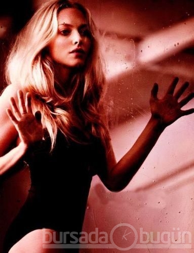 Amanda Seyfried göz kamaştırdı